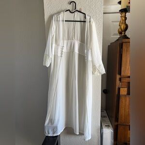 Vintage Couture By Cabernet White Sheer Robe with Lace Trim